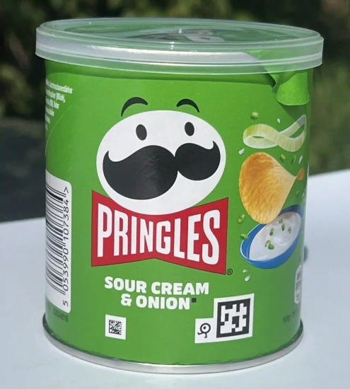 Чіпси Pringles Sour Cream & Onion 40g. 